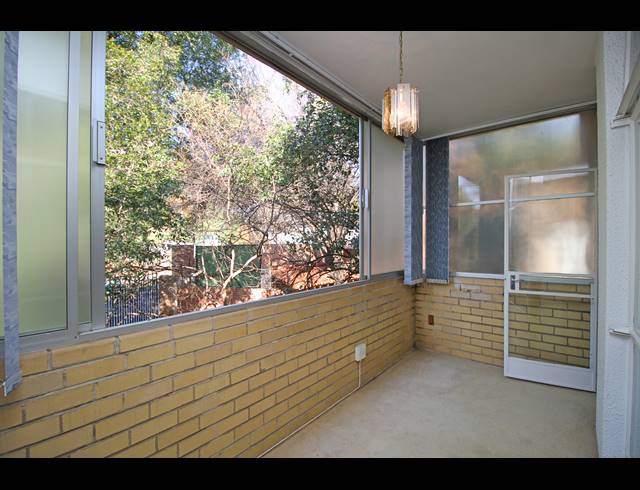 1 BEDROOM APARTMENT FOR SALE IN HOUGHTON ESTATE